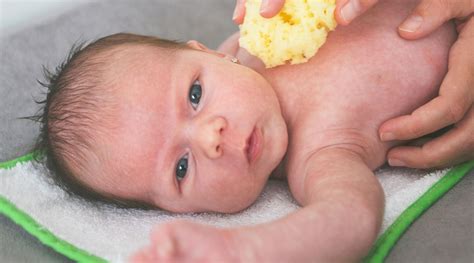 Caring for Newborn Skin