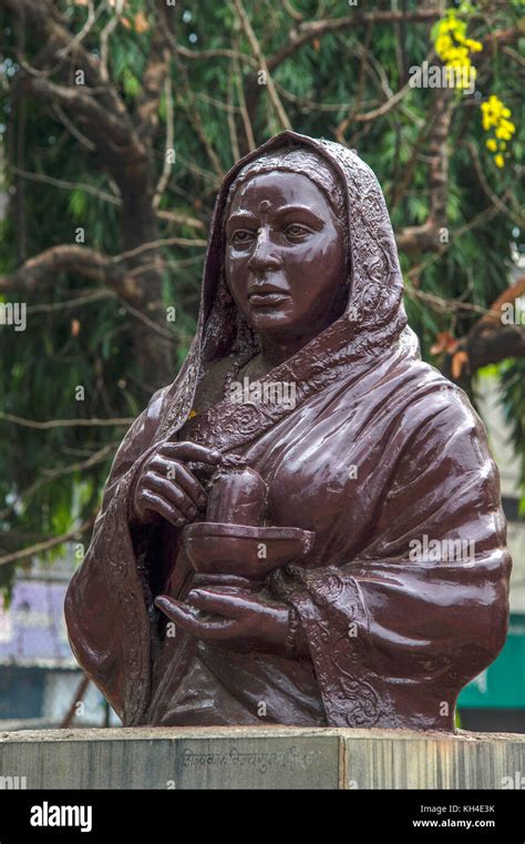 ahilyabai holkar statue, miraj, Maharashtra, India, Asia Stock Photo: 165441351 - Alamy