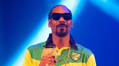 Snoop Dogg’s daughter suffers ‘severe stroke’ at age 24