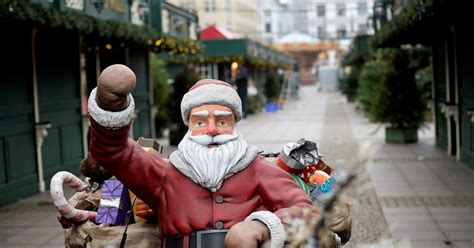 Mulled wine only for vaccinated at some German Christmas markets | Reuters