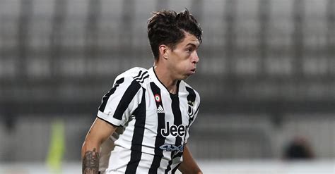 Chi è Matias Soulé della Juventus, il giovane convocato dall'Argentina ...