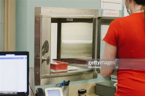 University Of Louisville Hospital Photos and Premium High Res Pictures - Getty Images