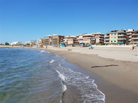 Ostia beach on the map with photos and reviews🏖️ BeachSearcher.com