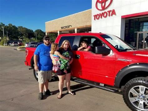 Family Toyota of Burleson - Service Center, Toyota, Used Car Dealer - Dealership Ratings