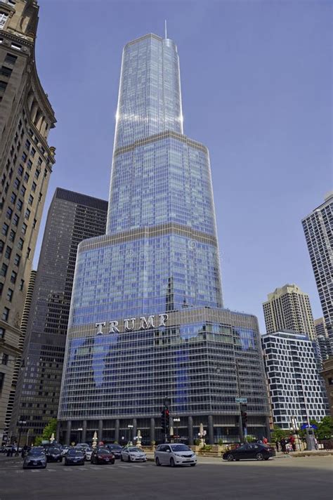 Trump International Hotel and Tower, Chicago Editorial Photo - Image of ...