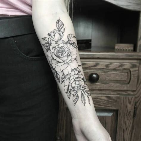 "Blossoming Beauty: 89 Flower Tattoos that Radiate on the Skin" - today ...