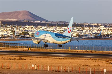 TUI Boeing 737-800 Airplane at Lanzarote Airport in Spain Editorial ...