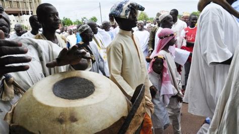 How Burkina Faso's different religions live in peace - BBC News