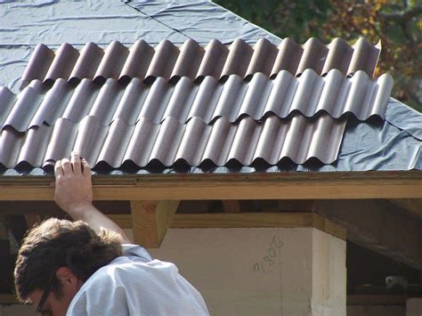 Hollywood’s Corrugated Metal Roof Contractors & Installers