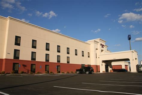 Hampton Inn Williamsburg, 530 Highway 92 W, Williamsburg, KY, Hotels & Motels - MapQuest