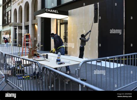 Chanel store new york city hi-res stock photography and images - Alamy