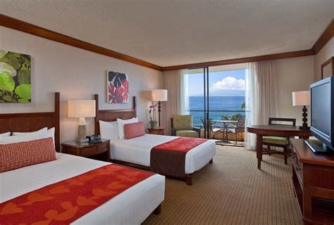 Review: Hyatt Regency Maui Resort and Spa in Kaanapali