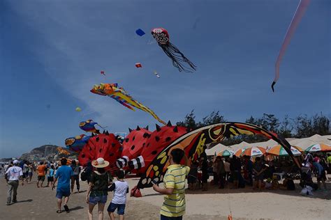 Wau & Kites: Vung Tau, Vietnam 6th 2015 International Kite Festival