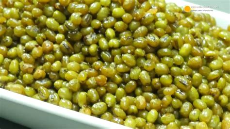 कुरकुरे मसालेदार मूंग नमकीन । Moong Namkeen Banane ki Vidhi - Dal Namkeen Snacks Recipe - Nisha ...