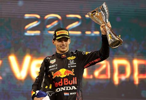 Max Verstappen Formula 1 World Champion - Techzle