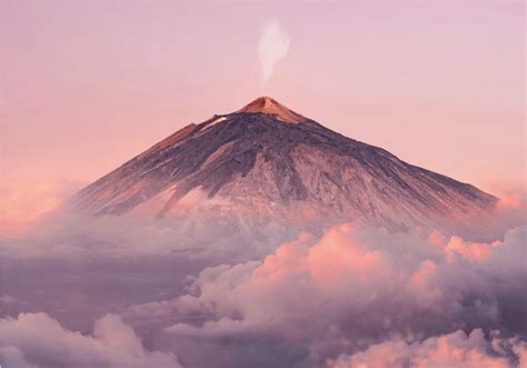 Volcano peak aesthetic photography mountain mural - TenStickers