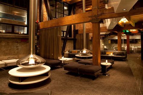 The Best Bars & Restaurants with Fireplaces