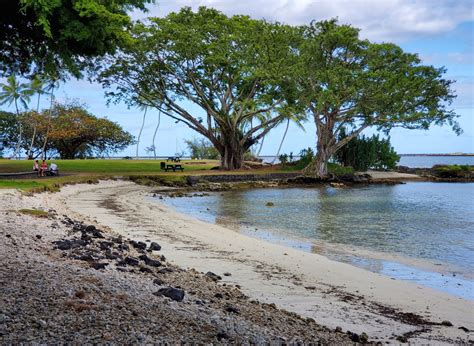 Reeds Bay Beach Park, Hilo - Hawaii Beaches