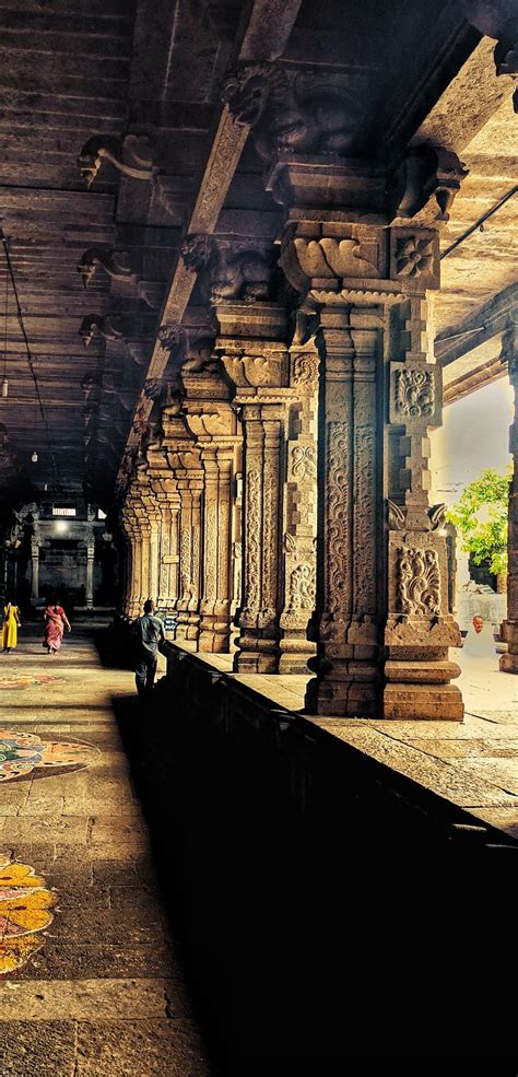 Ancient siva temple located in Kanchipuram di 2020