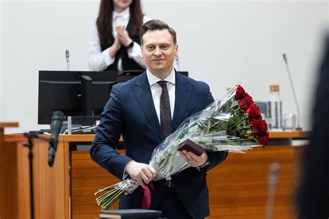 New Vilnius mayor, council take oath of office - LRT