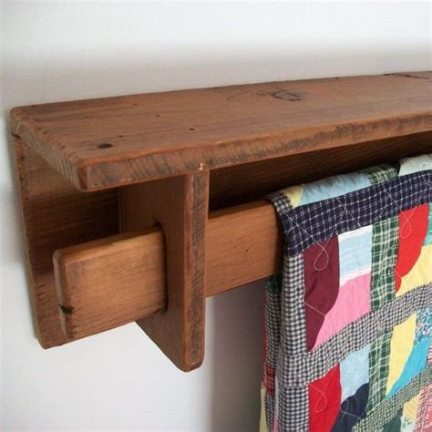 Furniture: 12 Wooden Quilt Stand Design Ideas, Woodworking Plans Quilt Rack, Wooden Quilt Stand ...