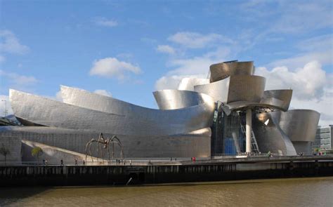 Guggenheim Museum Bilbao - Front Exterior - modlar.com