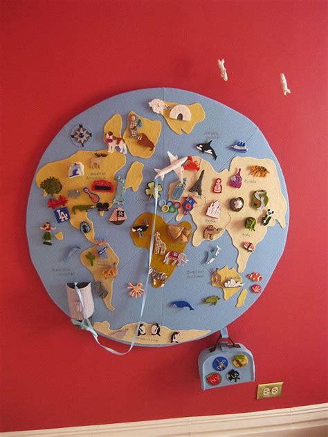 AMAZING FELT WORLD MAP | Felt crafts, Crafts, Unique kid rooms