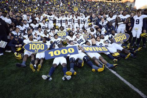 Michigan-Ohio State rivalry boils as sign-stealing accusations increase ...