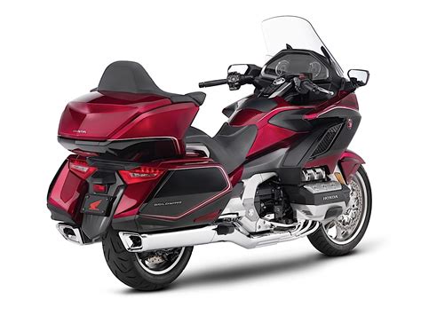 2018 Honda Gold Wing Officially Revealed With Sharper Design - autoevolution