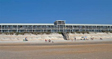 Sea Vista Motel, Topsail Beach | Roadtrippers