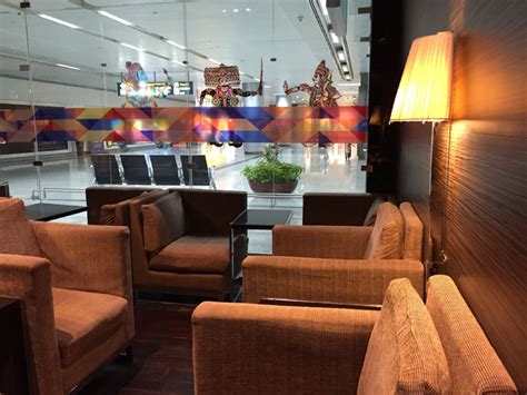 Plaza Premium Lounge at Hyderabad Airport (Domestic) Review – CardExpert