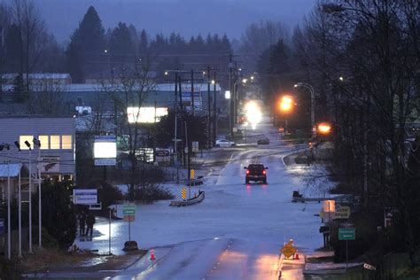 With flooding imminent, evacuations ordered in Washington