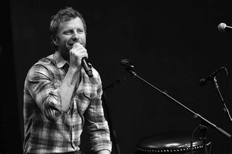 Dierks Bentley Shares Release Date, Track Listing for 'Black'