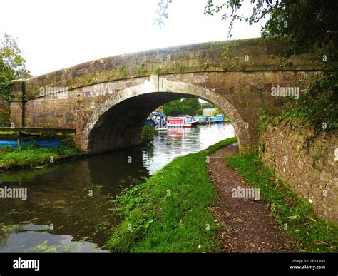 A bridge on the Lancaster Canal in 2020 Stock Photo - Alamy