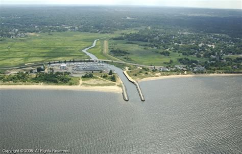 Monmouth Cove Marina in Port Monmouth, New Jersey, United States