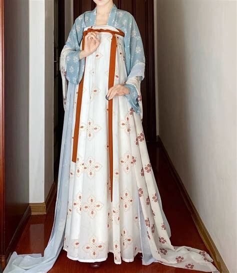 Tang Dynasty Chinese Hanfu, Traditional Chinese Clothes, Chinese Style ...