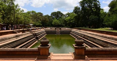 Kuttam Pokuna | Anuradhapura, Ancient kingdom, Tourist attraction