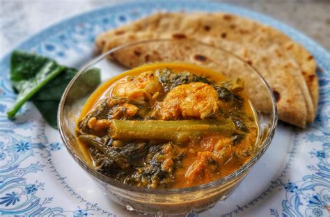 Malabar Spinach and Prawn Curry - Rediff.com Get Ahead