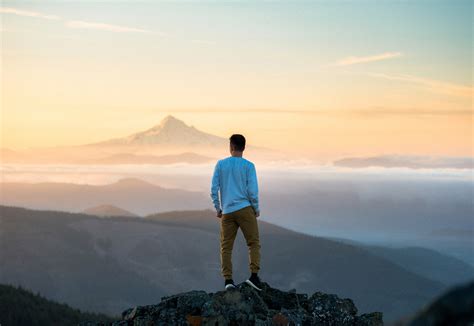 man-standing-on-top-of-mountain image - Free stock photo - Public Domain photo - CC0 Images