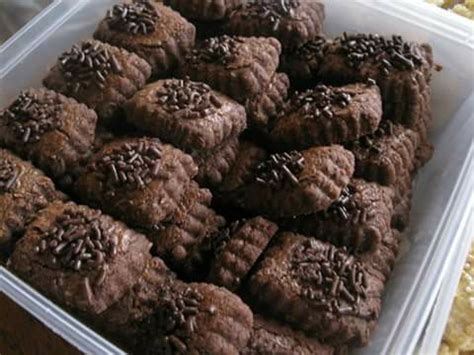 BISKUT COKLAT RICE