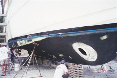 Bow Thruster Installation - Donnelly Yachts