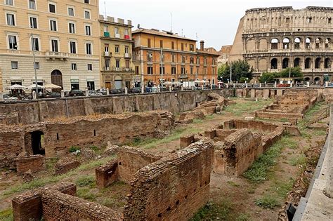 Ludus Magnus - Rome: City of History