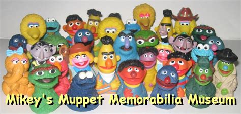 Mikey's Muppet Memorabilia Museum: Sesame Street Finger Puppets 1971 - 2007