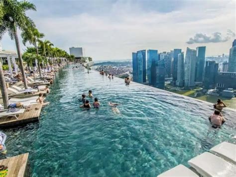 Marina Bay Sands SkyPark infinity pool