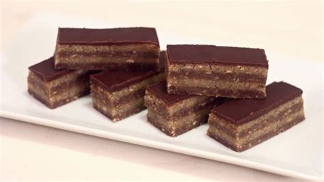 Bajadera (With images) | Chocolate dishes, Amazing chocolate cake recipe, Chocolate