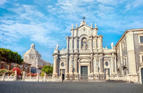 15 Best Things to do in Catania (Italy) - Swedishnomad.com