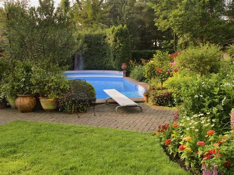 What to Consider Before Landscaping by an Inground Swimming Pool