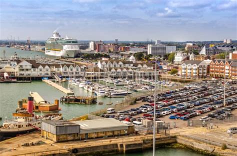 17 IDEAL Hotels in Southampton Before or After Your Cruise