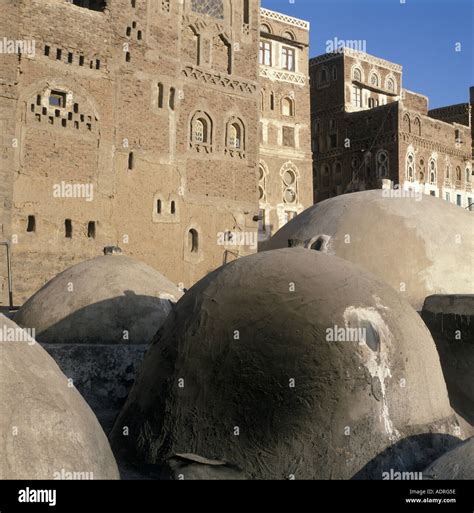 Sana'a tower houses hi-res stock photography and images - Alamy