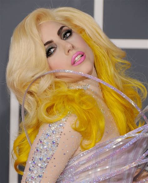 Lady Gaga With Yellow Hair | What Is Lady Gaga's Natural Hair Color ...